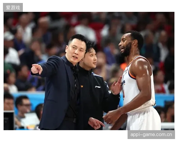 贺希宁凭借赛季硬核表现，首度加冕常规赛最有价值球员（MVP）殊荣
